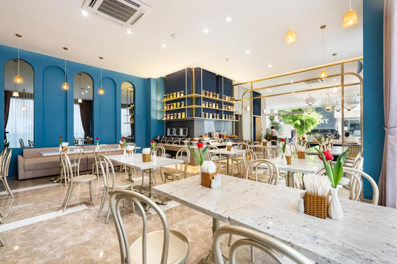Jovia Hotel Thành Pho Ho Chí Minh Esterno foto